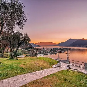 Hébergement de vacances Casa Angela Dervio