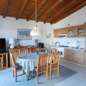  Apartment Residenza Arcobaleno Italien