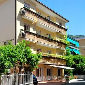 ** Aparthotel Glicini Italien