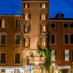 Hotel Santo Stefano, Venice